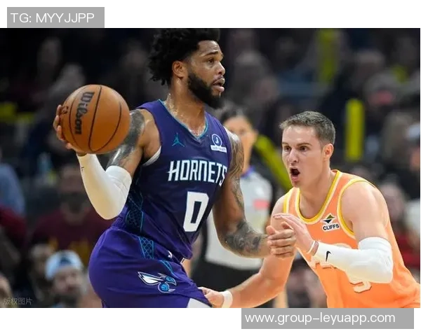 克尼佩尔表现惊艳4号秀16投7中斩获20分12篮板2助攻展现新秀风采 克尼佩尔表现惊艳4号秀16投7中斩获20分12篮板2助攻展现新秀风采