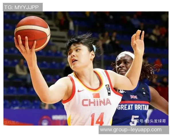 李月汝首秀震撼全场代表Mist队出战近7分钟贡献3分5板表现出色