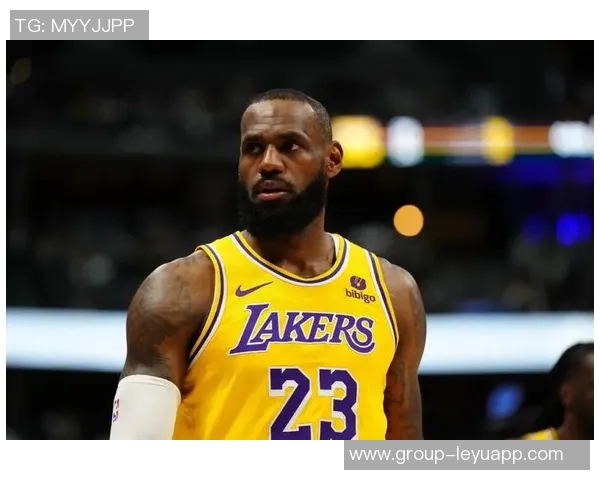 詹姆斯团队呼吁湖人谨慎安排出场时间他将缺席季前赛首战 詹姆斯团队呼吁湖人谨慎安排出场时间他将缺席季前赛首战